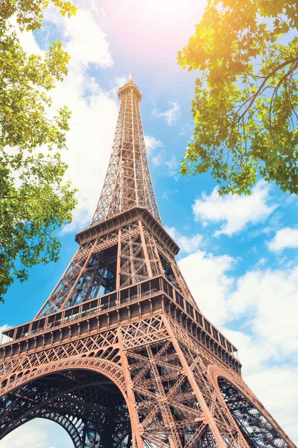 summer Eiffel Tower background